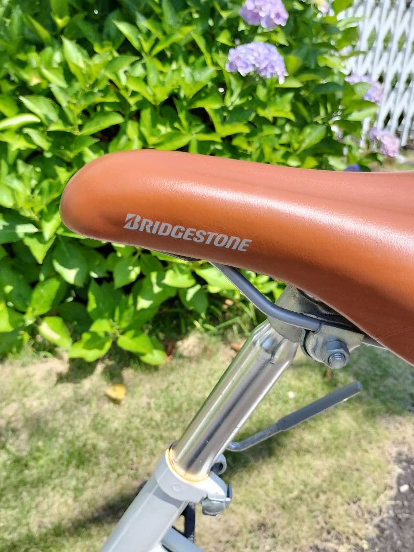 折りたたみ自転車 ホワイト　ブリジストン