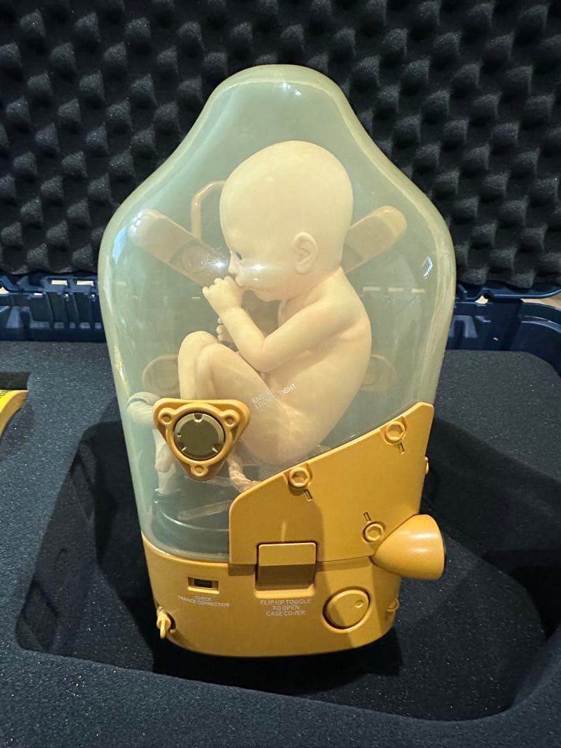 【超希少】DEATH STRANDING 1/1 BBポッド 発光確認済