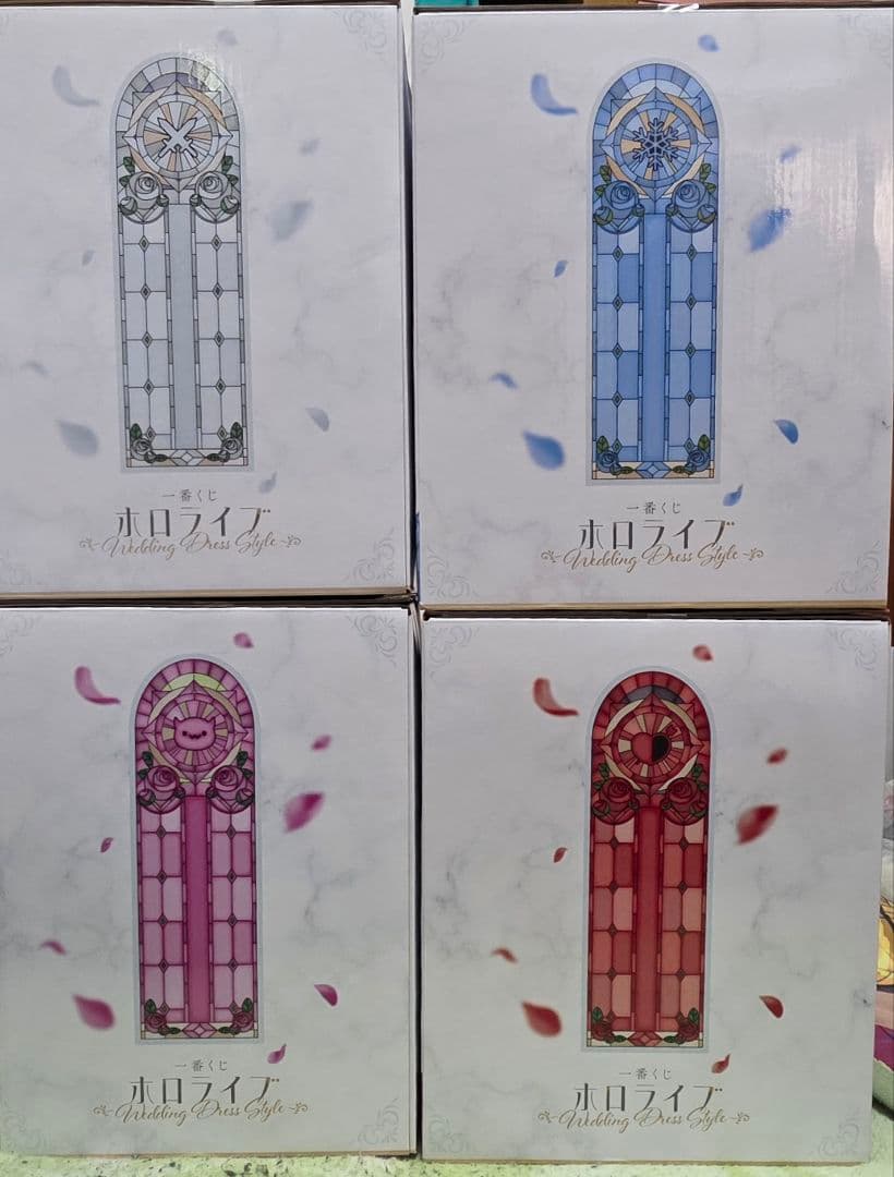 ホロライブ一番くじ　宝鐘マリン　常闇トワ　白銀ノエル　雪花ラミィ　ウエディング