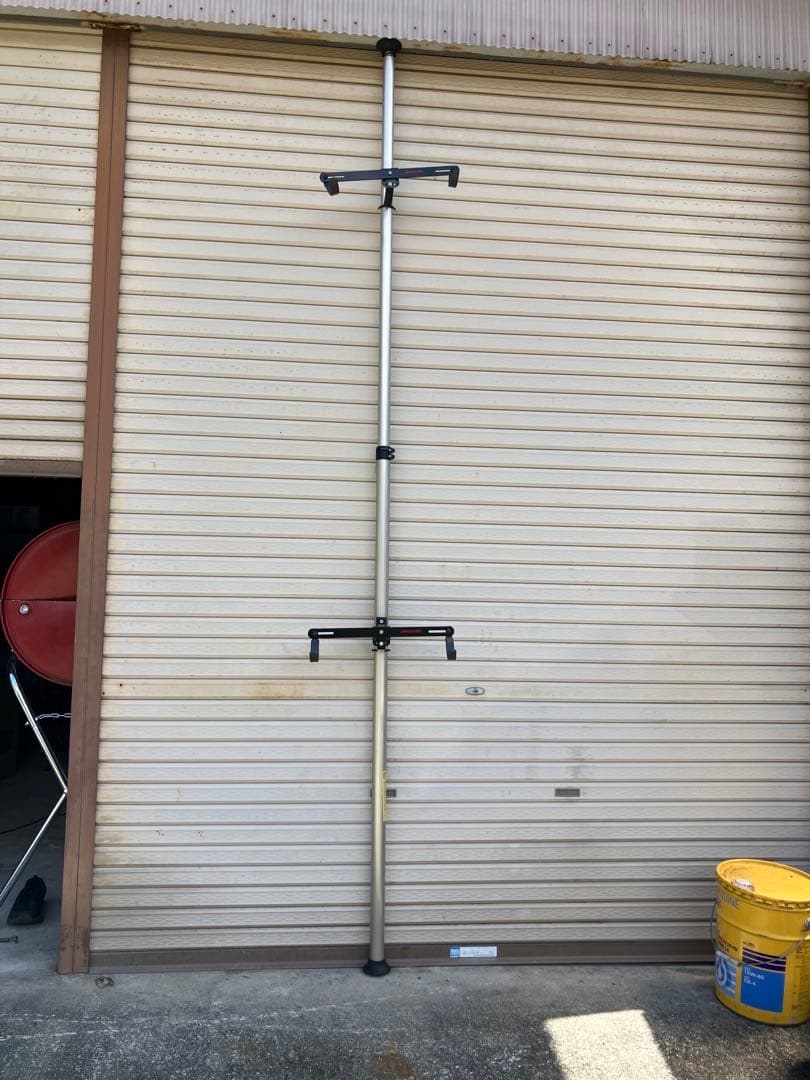 MINOURA  バイクタワー　天井突っ張り式　中古品