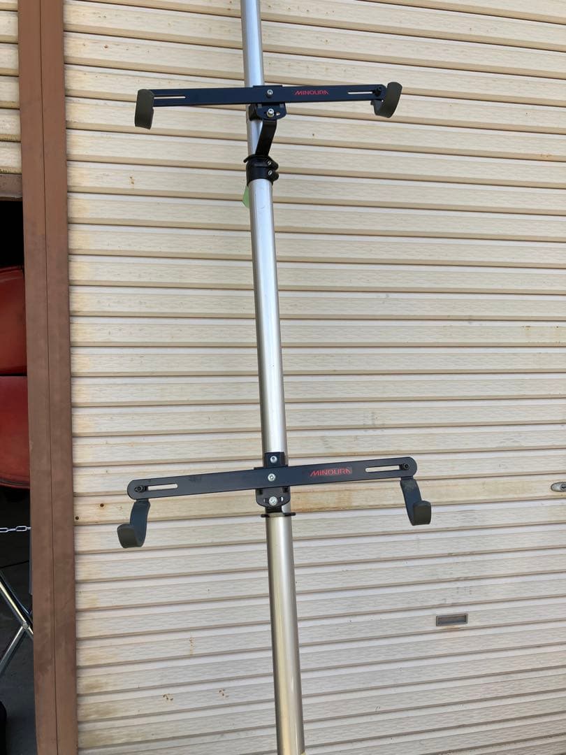 MINOURA  バイクタワー　天井突っ張り式　中古品