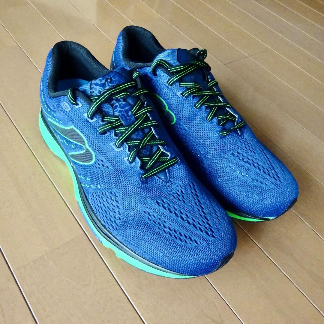 新品未使用　27.5cm　newton ニュートンシューズ　ランニングシューズN