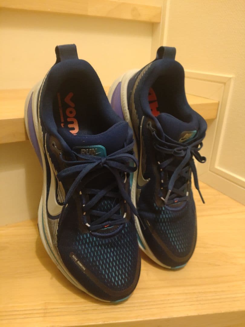 Nike Zoom Vomero ネイビー/パープル
