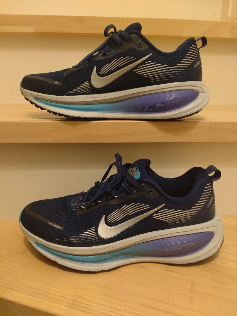Nike Zoom Vomero ネイビー/パープル