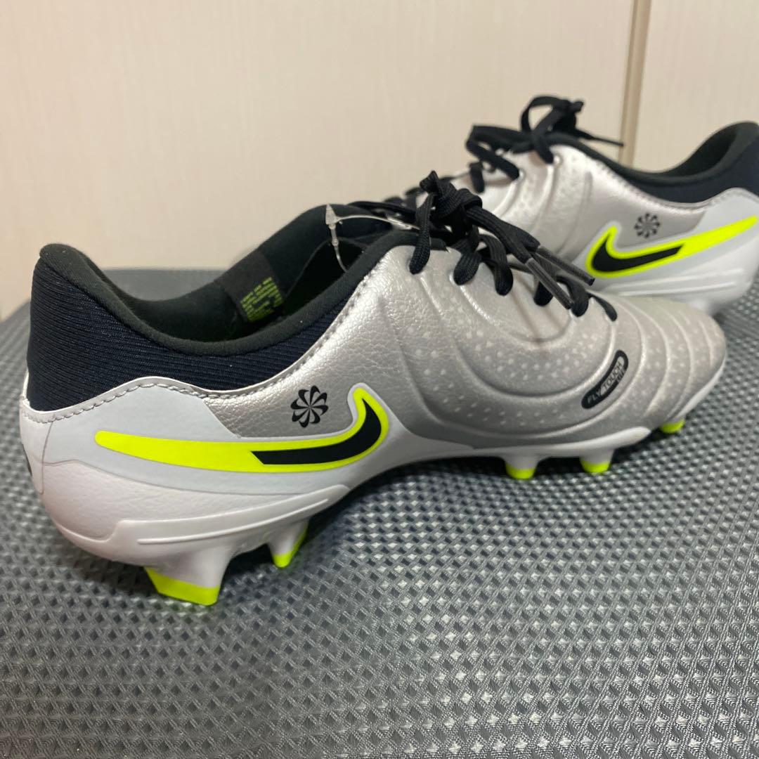 未使用 Nike Tiempo Legend 10 Academy サッカー