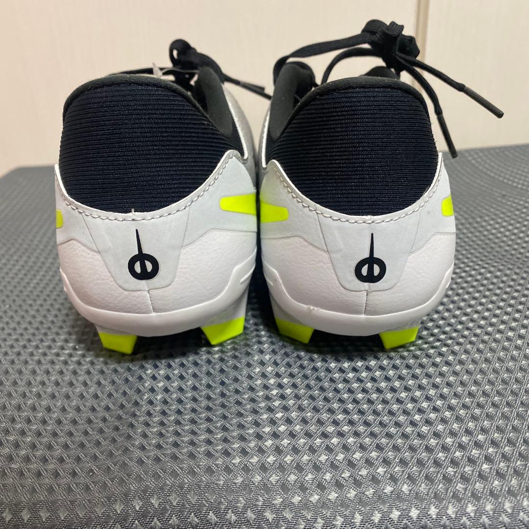 未使用 Nike Tiempo Legend 10 Academy サッカー