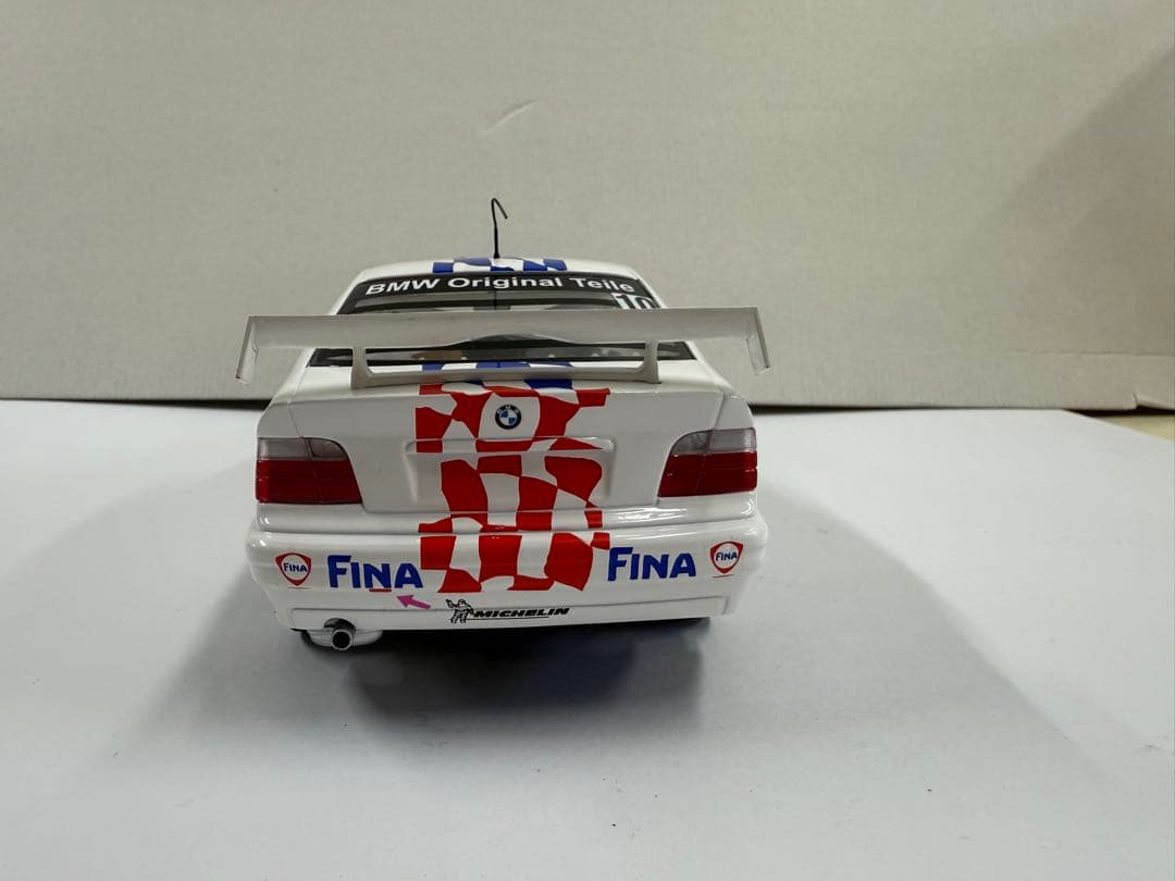 土日限定値下げ！！激レア！！ E36 320d 1:18 ミニカー