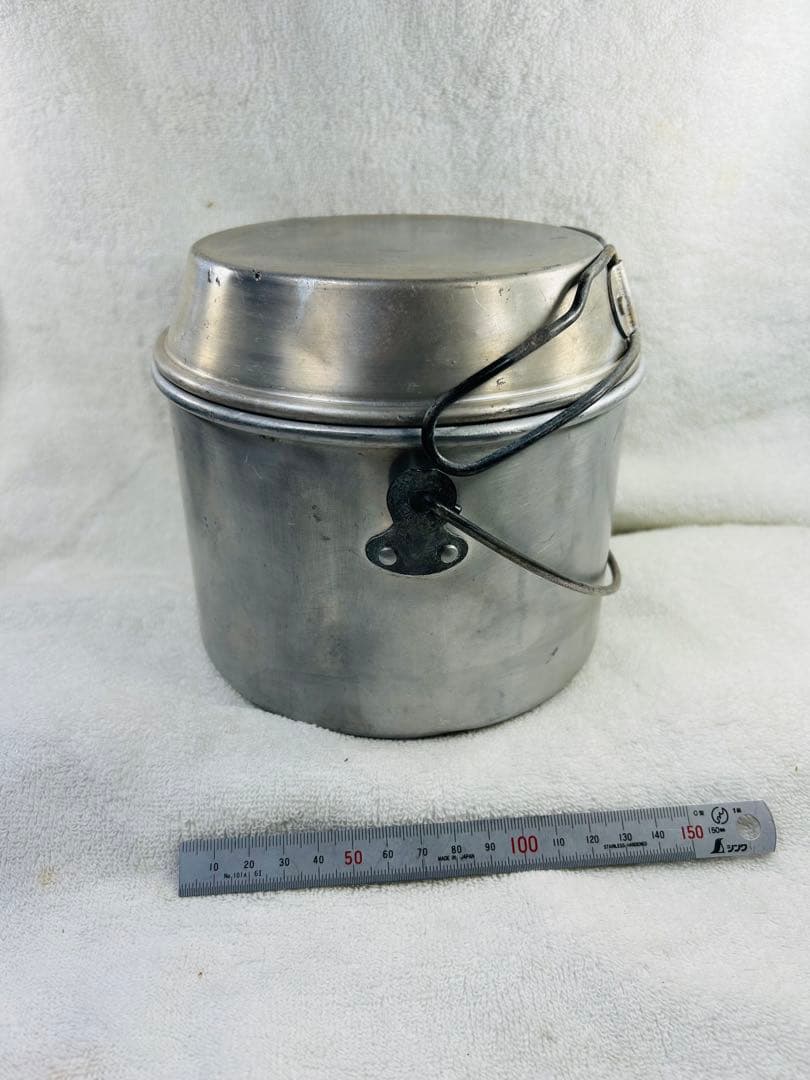 中古品　イギリスのメーカーHottonホットン社ブルドッグ　ビリー缶中型アルミ製