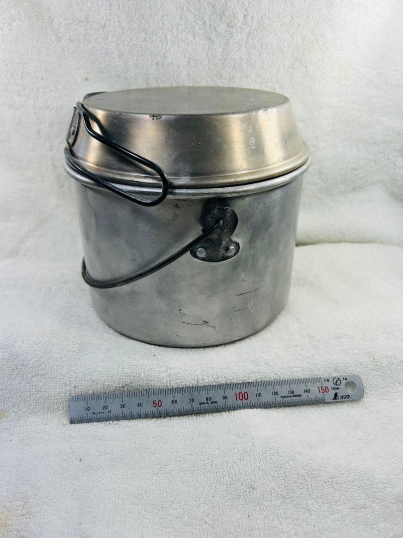 中古品　イギリスのメーカーHottonホットン社ブルドッグ　ビリー缶中型アルミ製