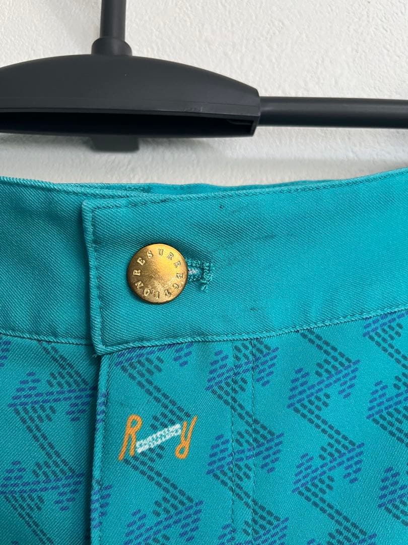 レザレクション　ハーフパンツ　XL