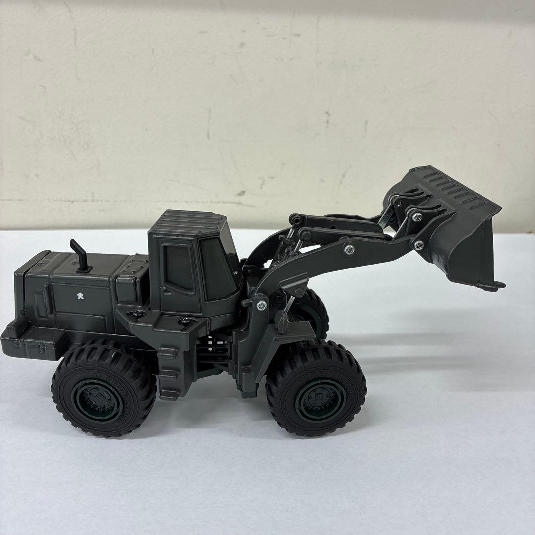 1/48スケール ホイールローダ 自衛隊仕様 輪留め付