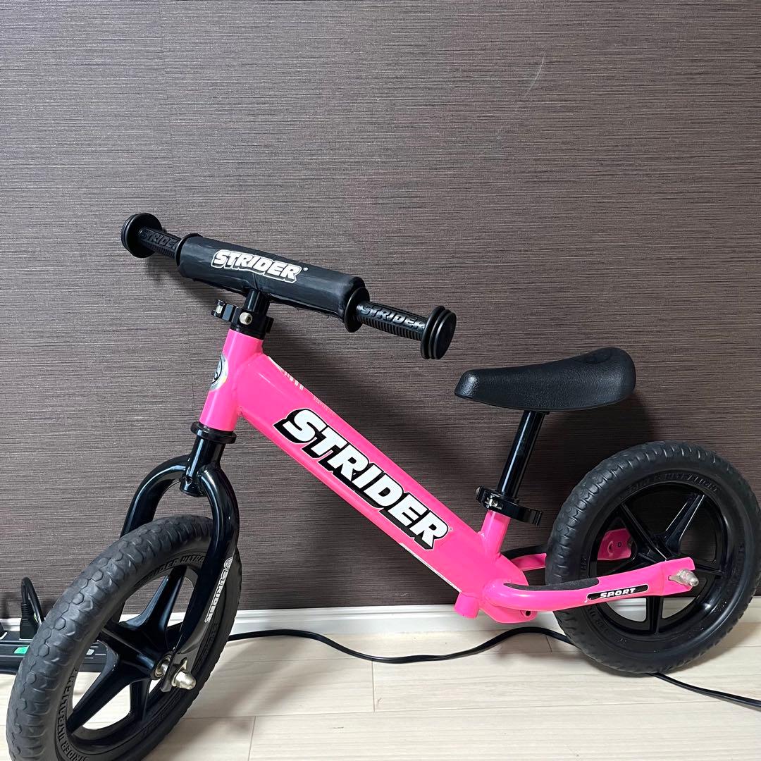 美品　STRIDER ストライダー　12インチ　ピンク　バランスバイク