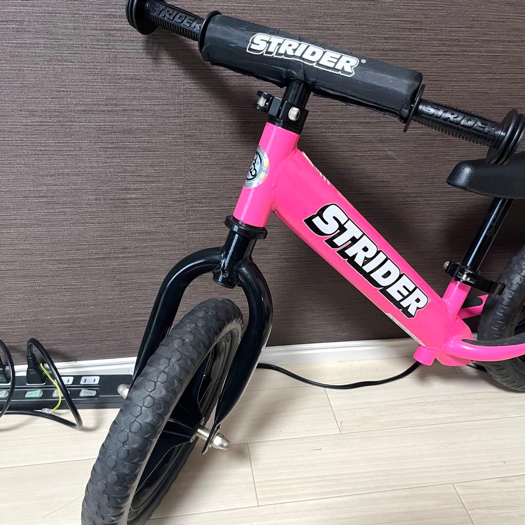 美品　STRIDER ストライダー　12インチ　ピンク　バランスバイク