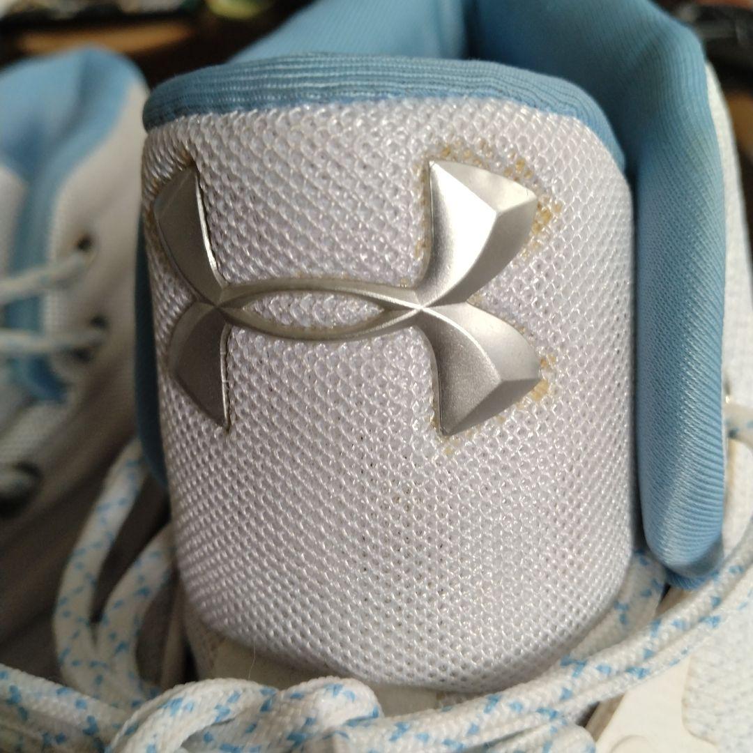 UNDER ARMOUR カリー3　Birthday海外限定モデル