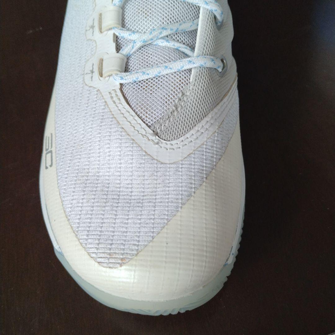 UNDER ARMOUR カリー3　Birthday海外限定モデル