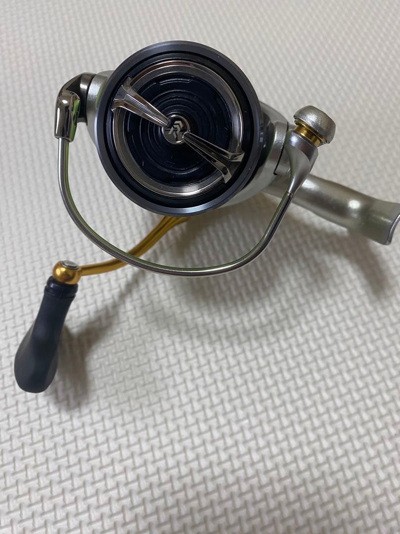 【美品】ダイワ　21 フリームス　LT 3000 -CXH