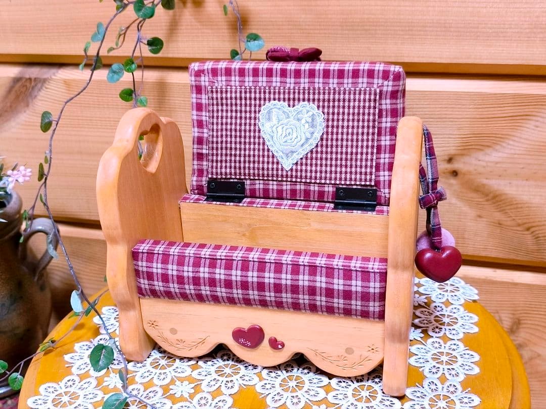 ⭐️アメリカンカントリー雑貨❤オットマンの小物入れ ☘️ハート❤ドールベンチにも