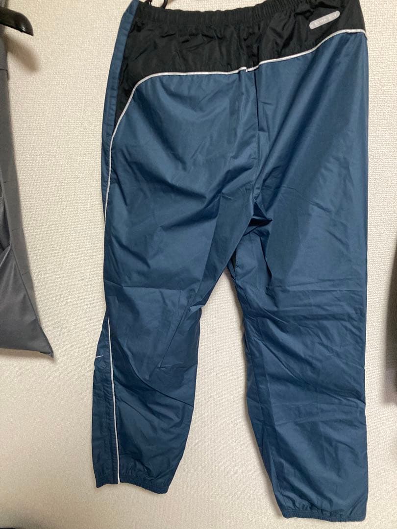 NIKE ナイロンパンツ　Lサイズ 未使用品