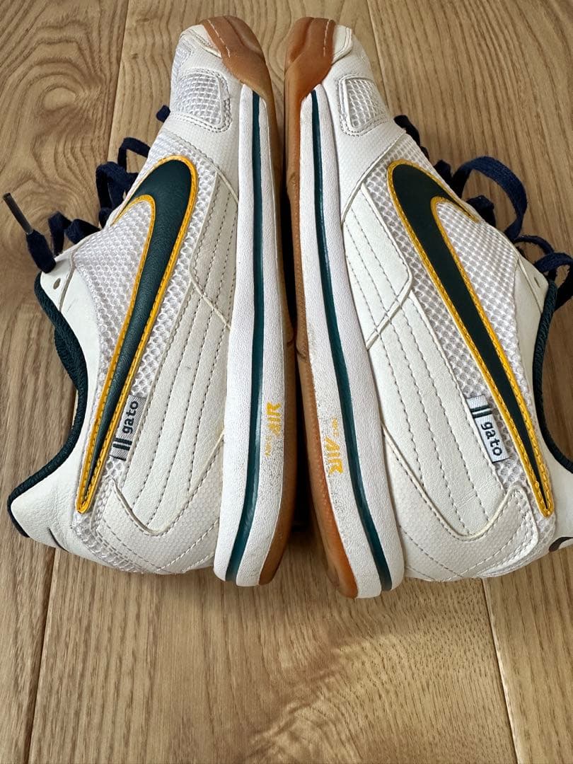NIKE ナイキ エア ガト(ホワイト)