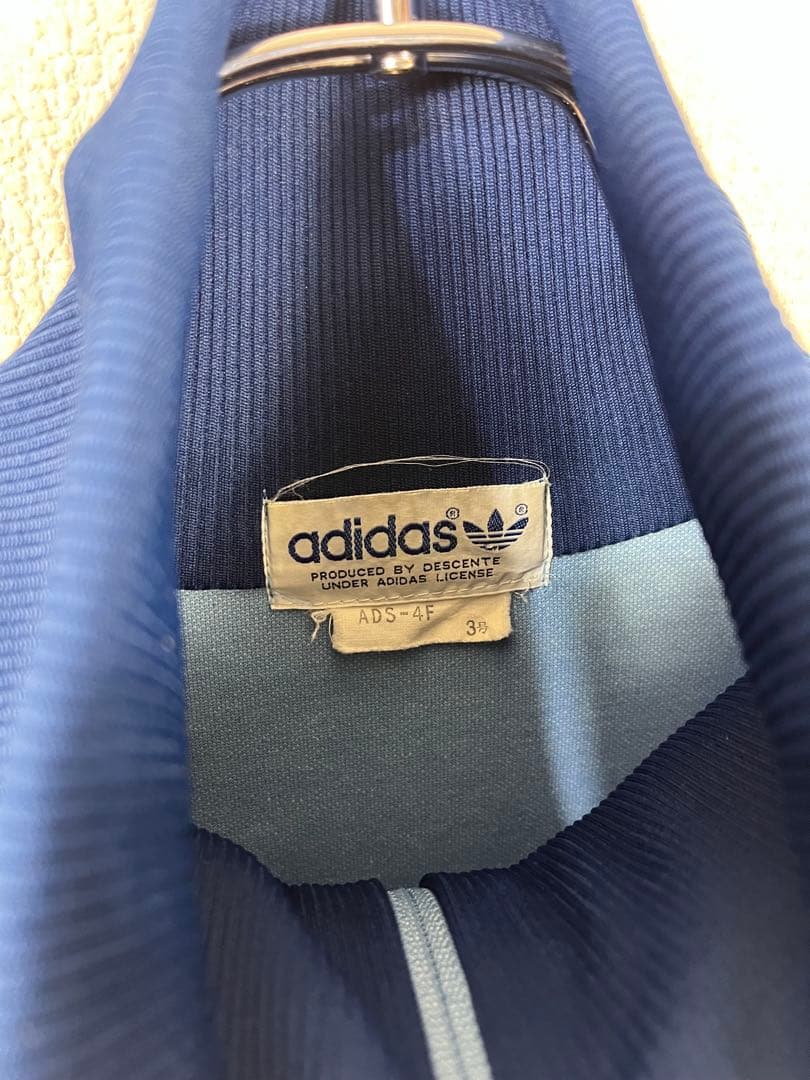 ●80s ヴィンテージ　ADIDAS アディダス　トラックジャケットライトブルー