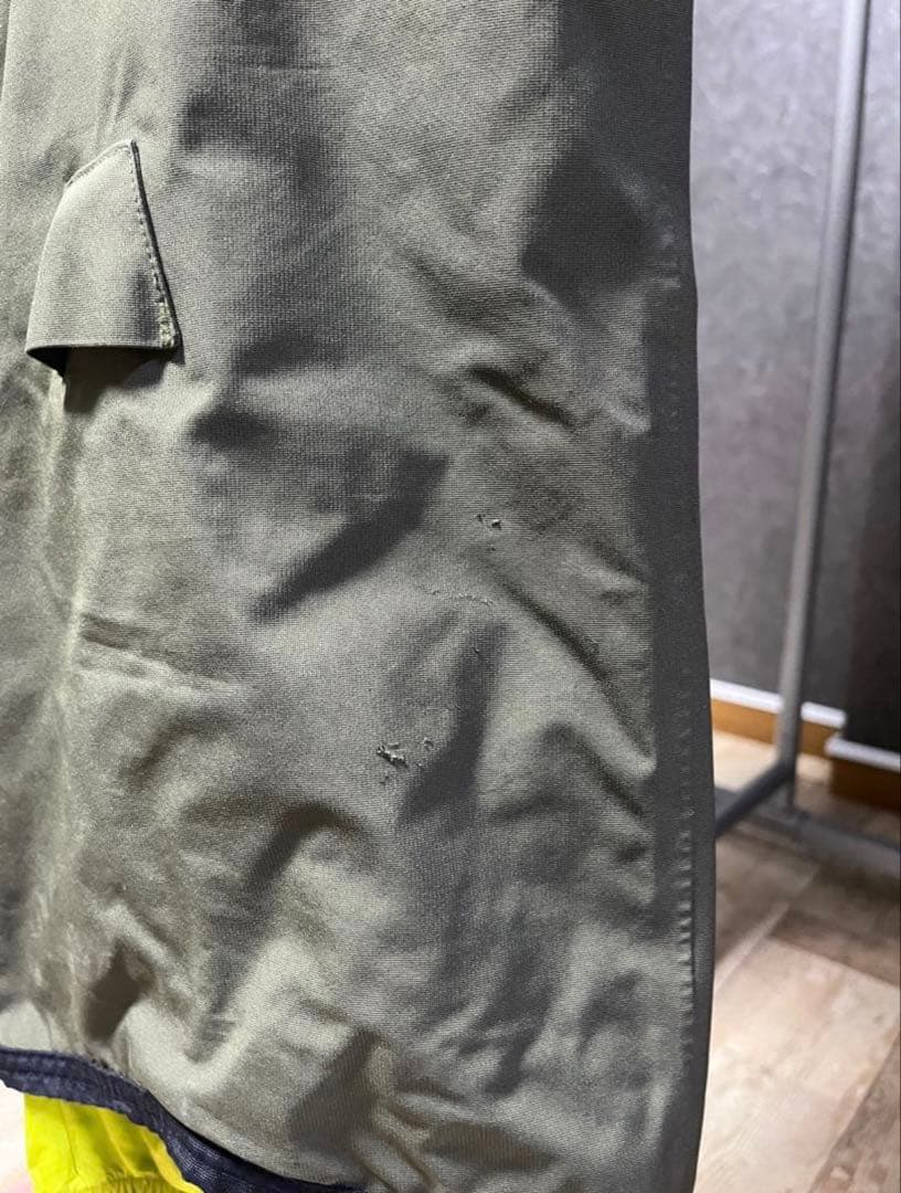 [ak] Burton スノーボードウェア（SWASH）上下セット　Mサイズ