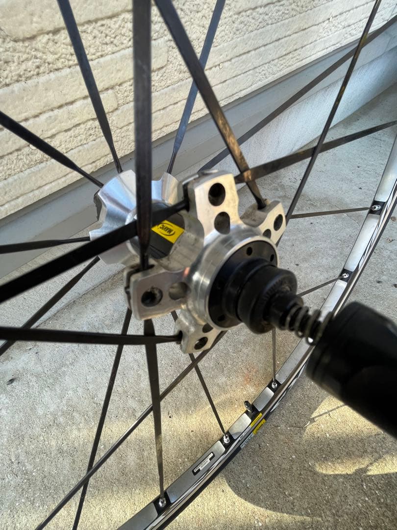 【美品】MAVIC キシリウムエリートSクリンチャー（シマノハブ）