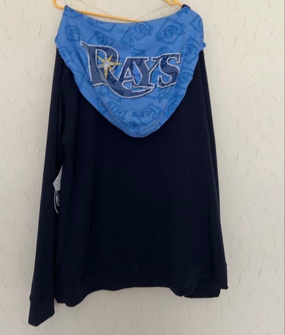 【未使用】MLB タンパベイ・レイズ　フィットネス薄着　フーディ　タグ付き。