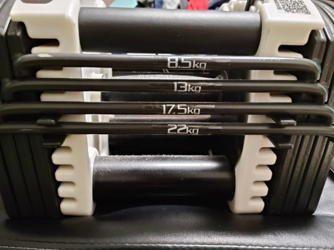 本日のみのセール価格 ② 可変式ダンベル 最大22kg 1つのみ