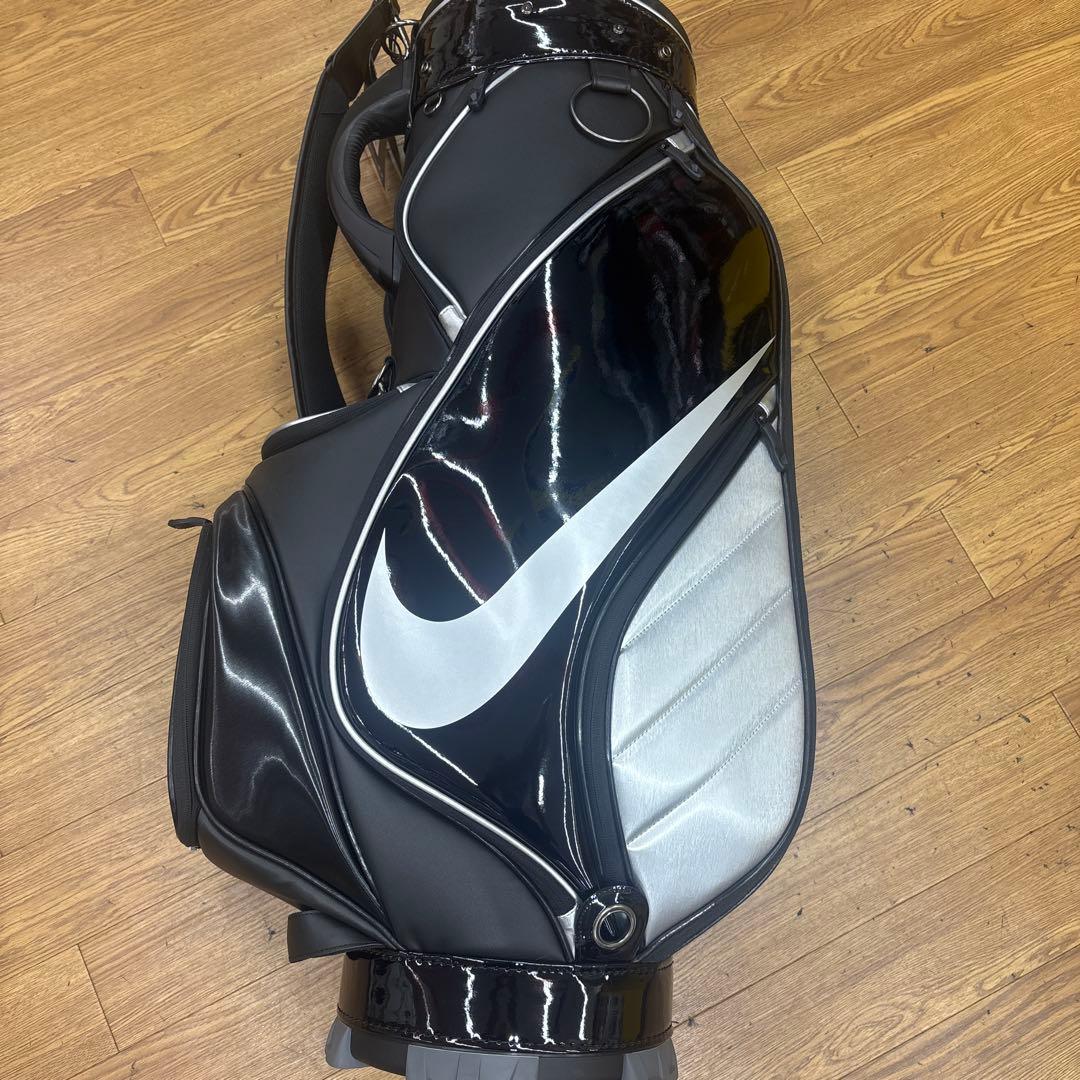 Nike ブラック キャディバッグ 4仕切り