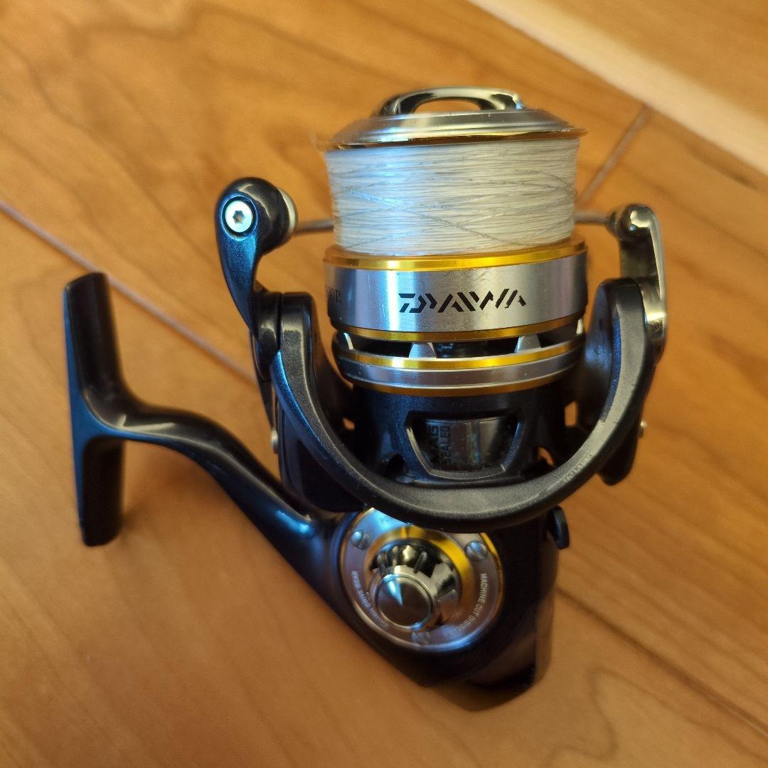 DAIWA CERTATE 2500R スピニングリール