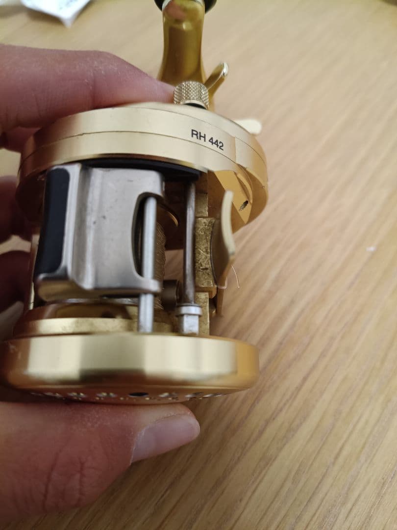 シマノ 00 01 カルカッタ　コンクエスト　100 SHIMANO 金 カル