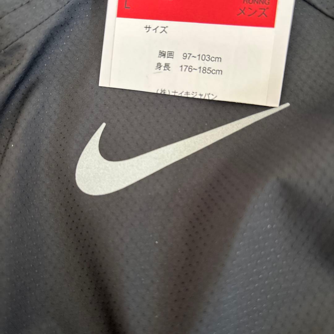 新品　ナイキ　メンズ　薄手　ランニングジャケット　ブラック　黒　軽量　L