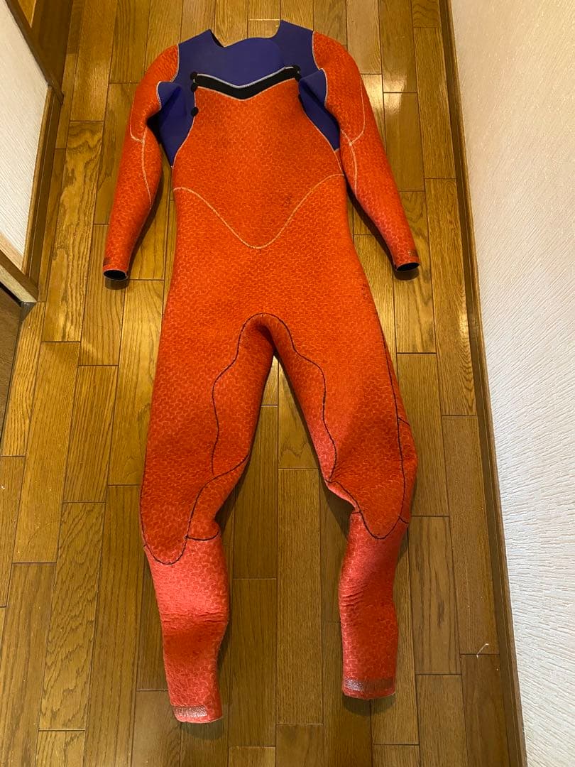 ウェットスーツ　セミドライ