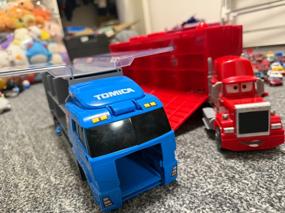 ミニカー　とみか 約100台以上セット カーズキャラクター含む