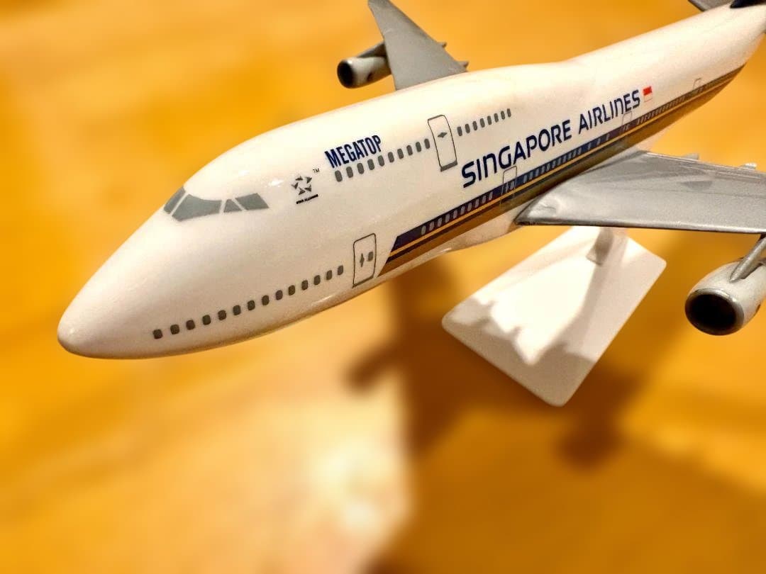 PPC HOLLAND シンガポール航空 747-400