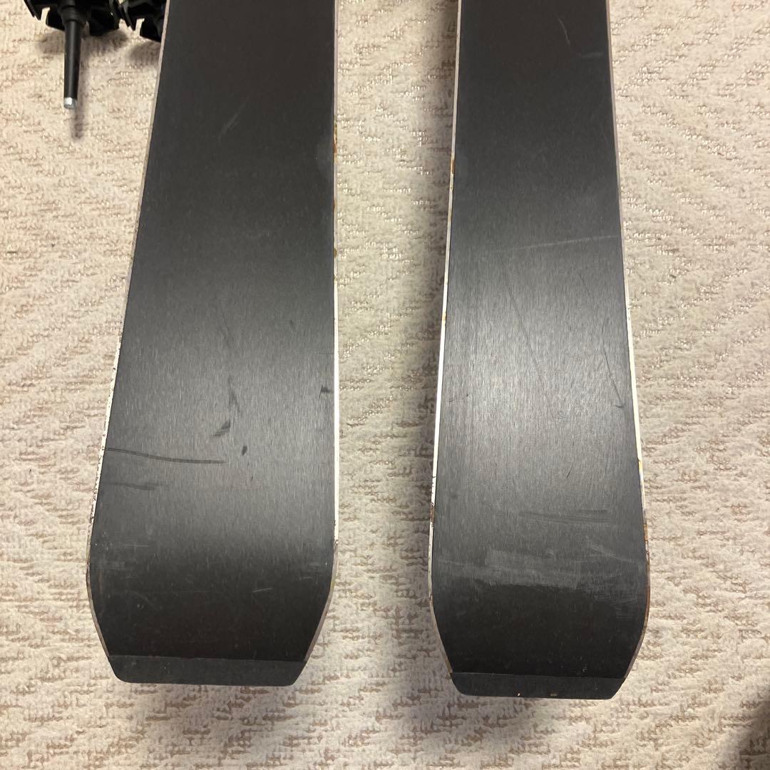 スキー板（金具付）、ストックセット