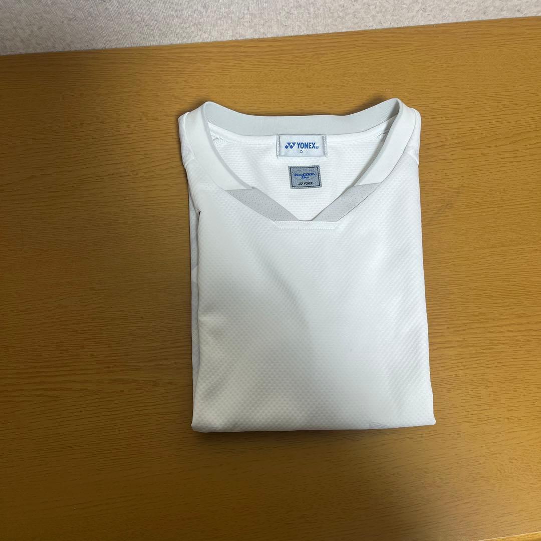 YONEX ホワイト フラワーパターン Tシャツ