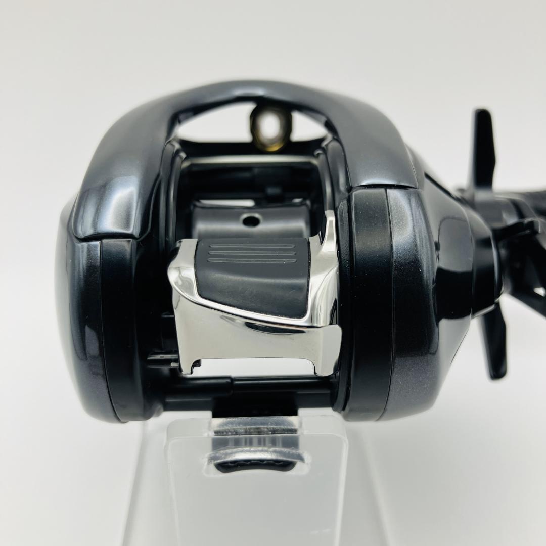 極美品　シマノ　18 アンタレス　DC MD XG　右　箱付き