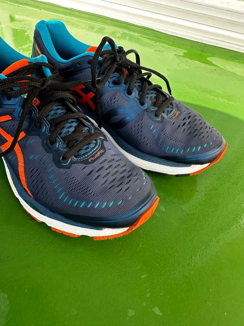 ASICS ランニングシューズ ゲルカヤノ　ネイビー/オレンジ　26.5cm