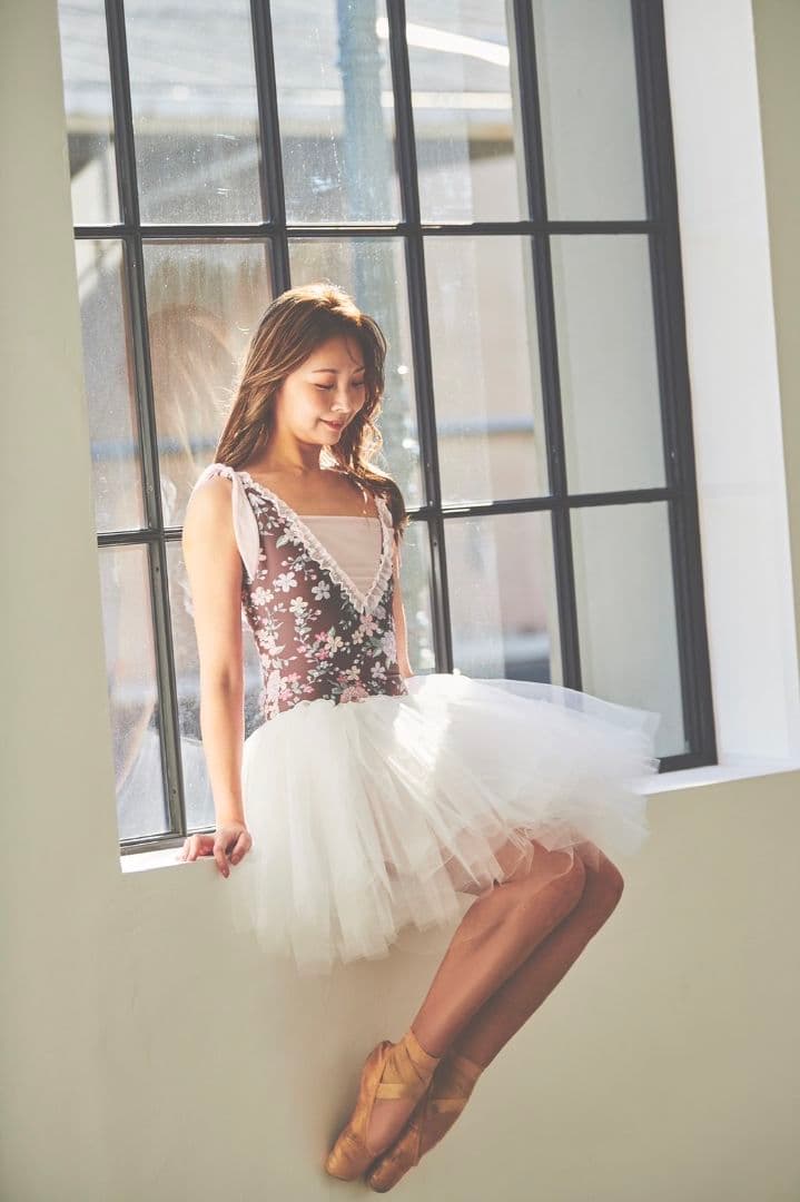 stina　スティナ　Lサイズ　タイプJ　フリル　花柄　中古美品