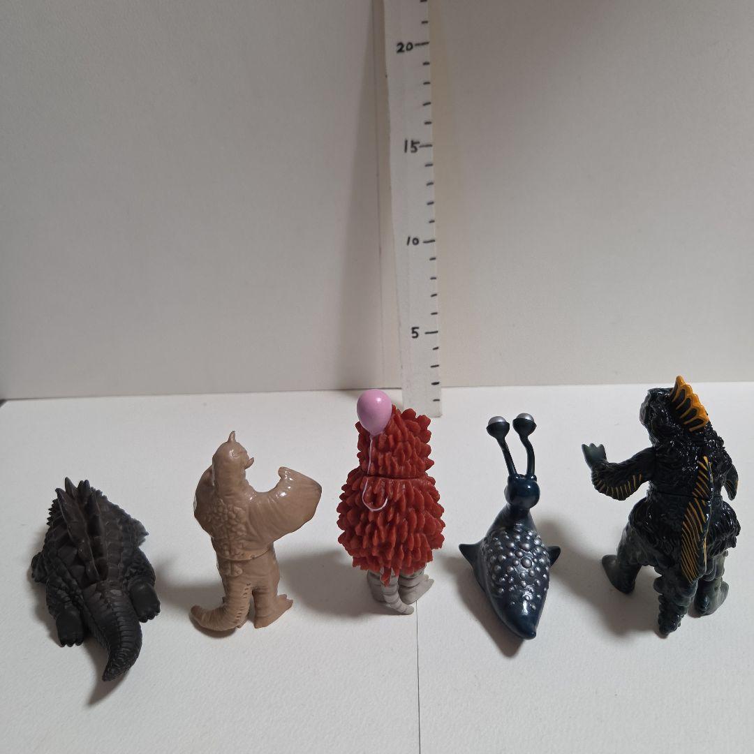 ウルトラマン　怪獣フェギュア　ソフビ　　まとめ売り　23体