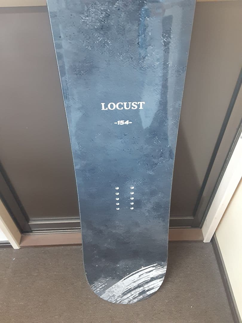 クロージャ　LOCUST スノーボード 154cm