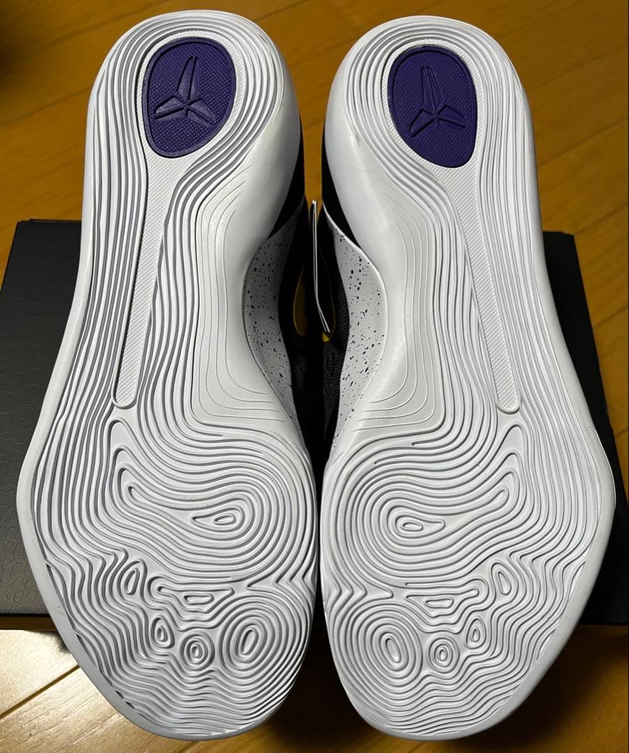 NIKE KOBE 9 ELITE LOW EM PROTRO ナイキ コービー