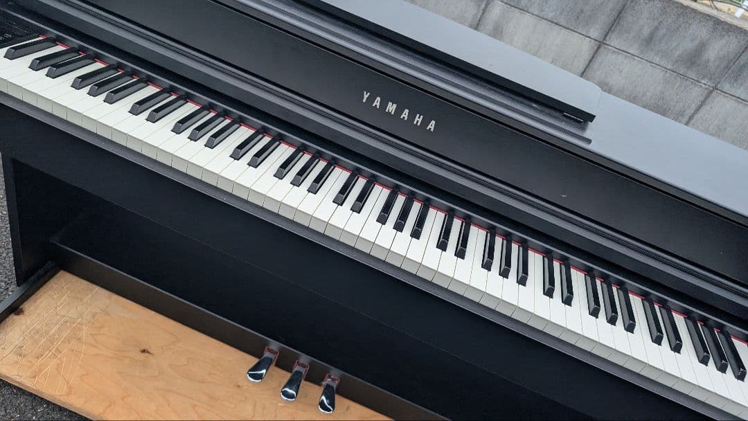 送料込み YAMAHAクラビノーバ 電子ピアノ CLP-535B 15年製 美品