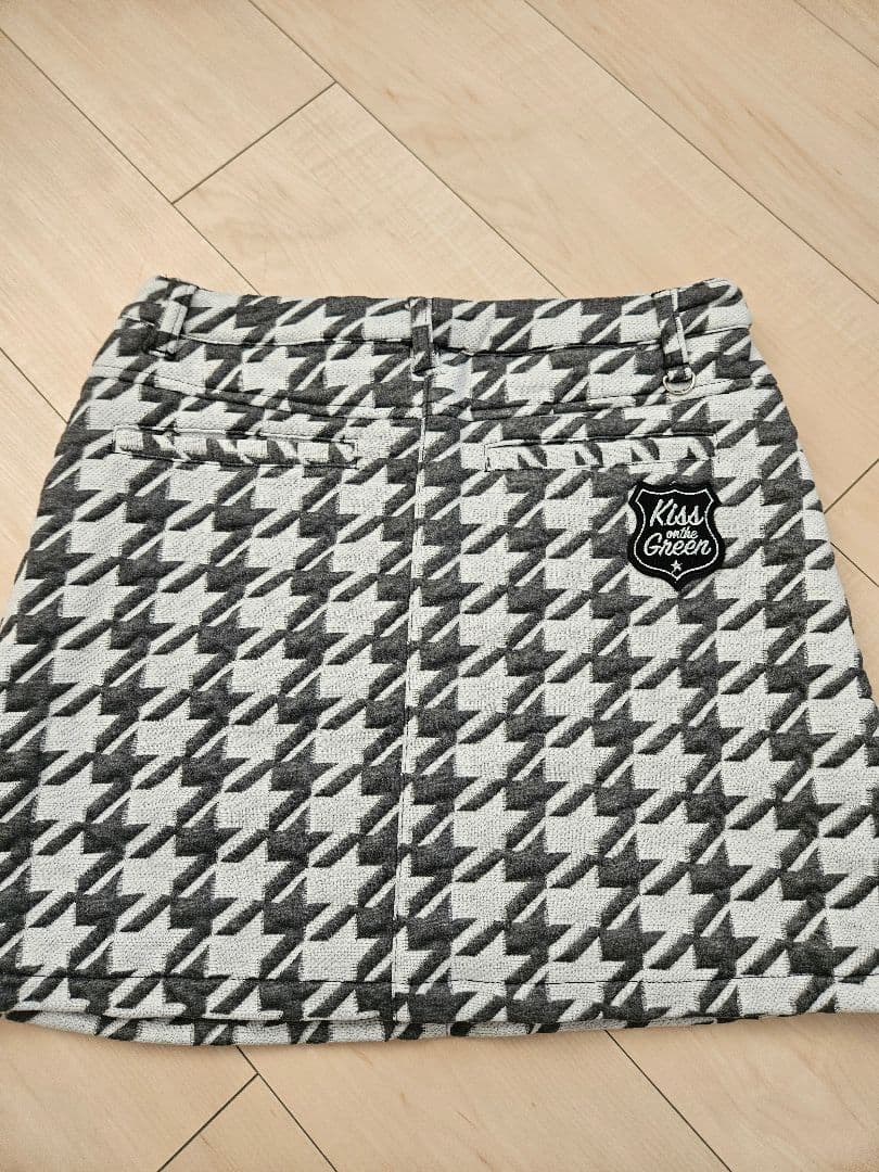 キスオンザグリーン　ベスト＋スカートセットアップ　Lサイズ