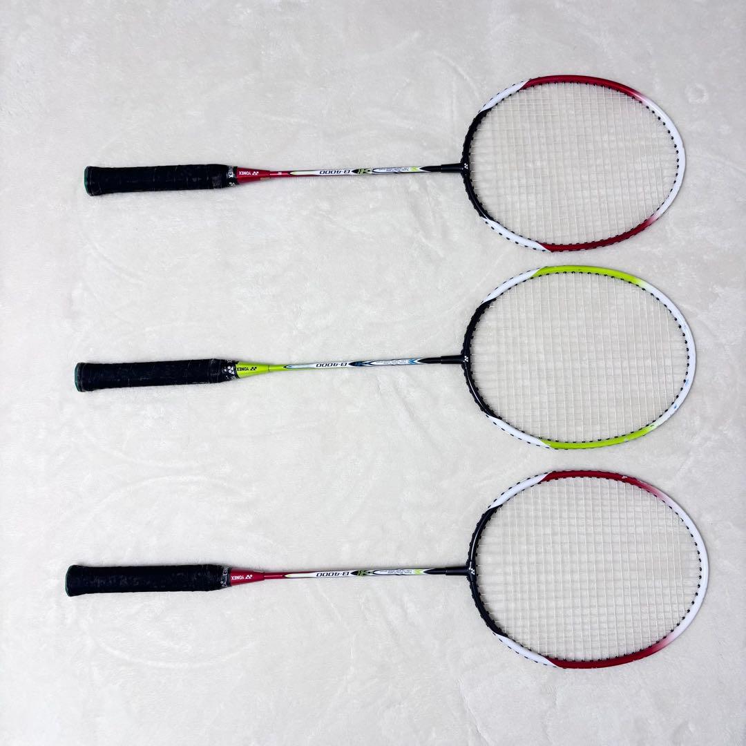 【美品】YONEX B4000 バドミントンラケット 3本セット　ヨネックス
