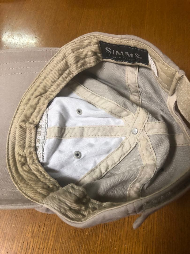 SIMMS ロングビルキャップ