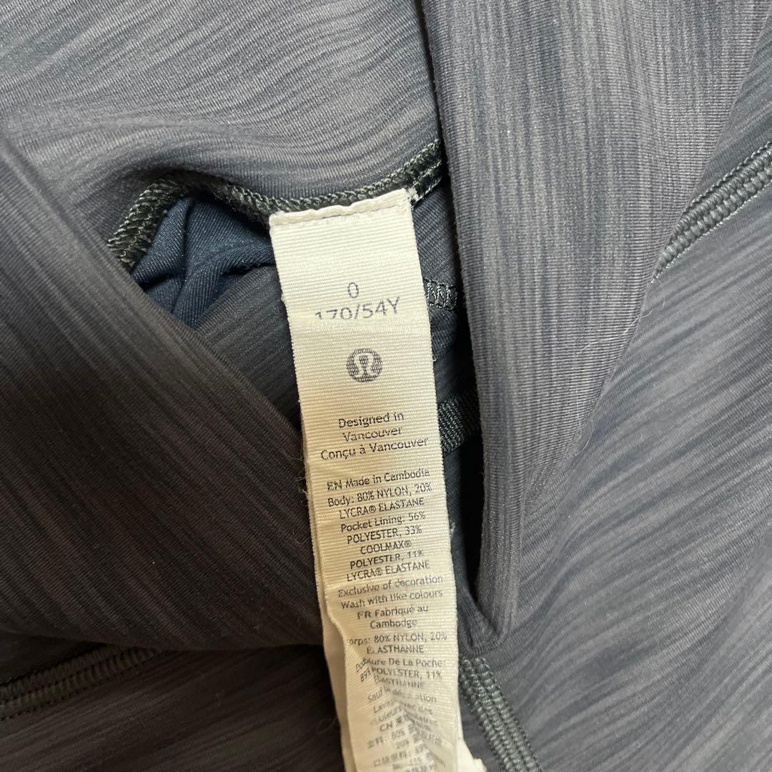 Lululemon ダークブルー ヨガパンツ