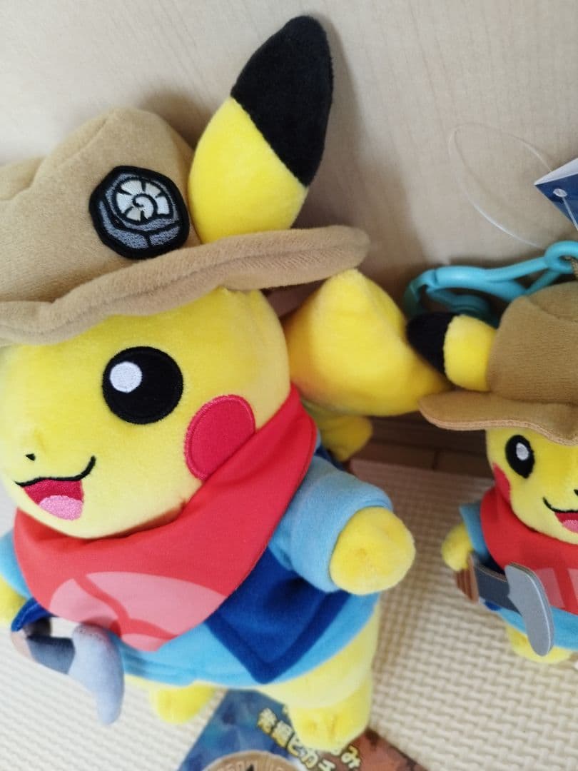 ポケモン化石博物館 発掘ピカチュウ ぬいぐるみ マスコット 2点セット