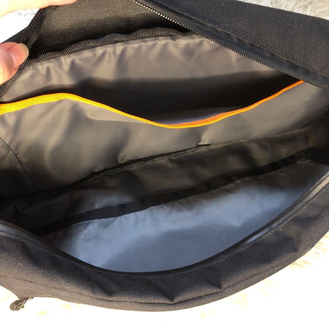 CHROME カデット スリング バッグ 9L